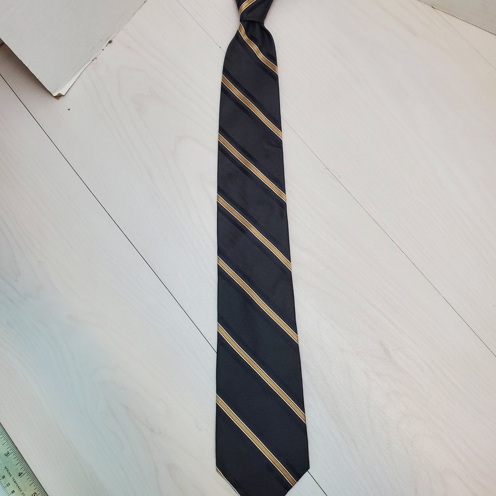 Tommy Hilfiger Mens Silk Tie Navy Blue Gold White Diagonal Striped Made in USA
